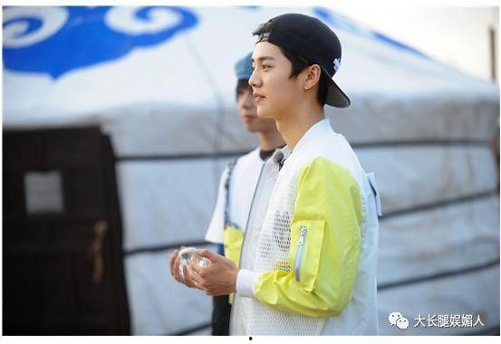 卓伟爆料鹿晗跑男视频,卓伟揭秘惊人内幕